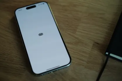 Uplayma Kazino Mobilā lietotne